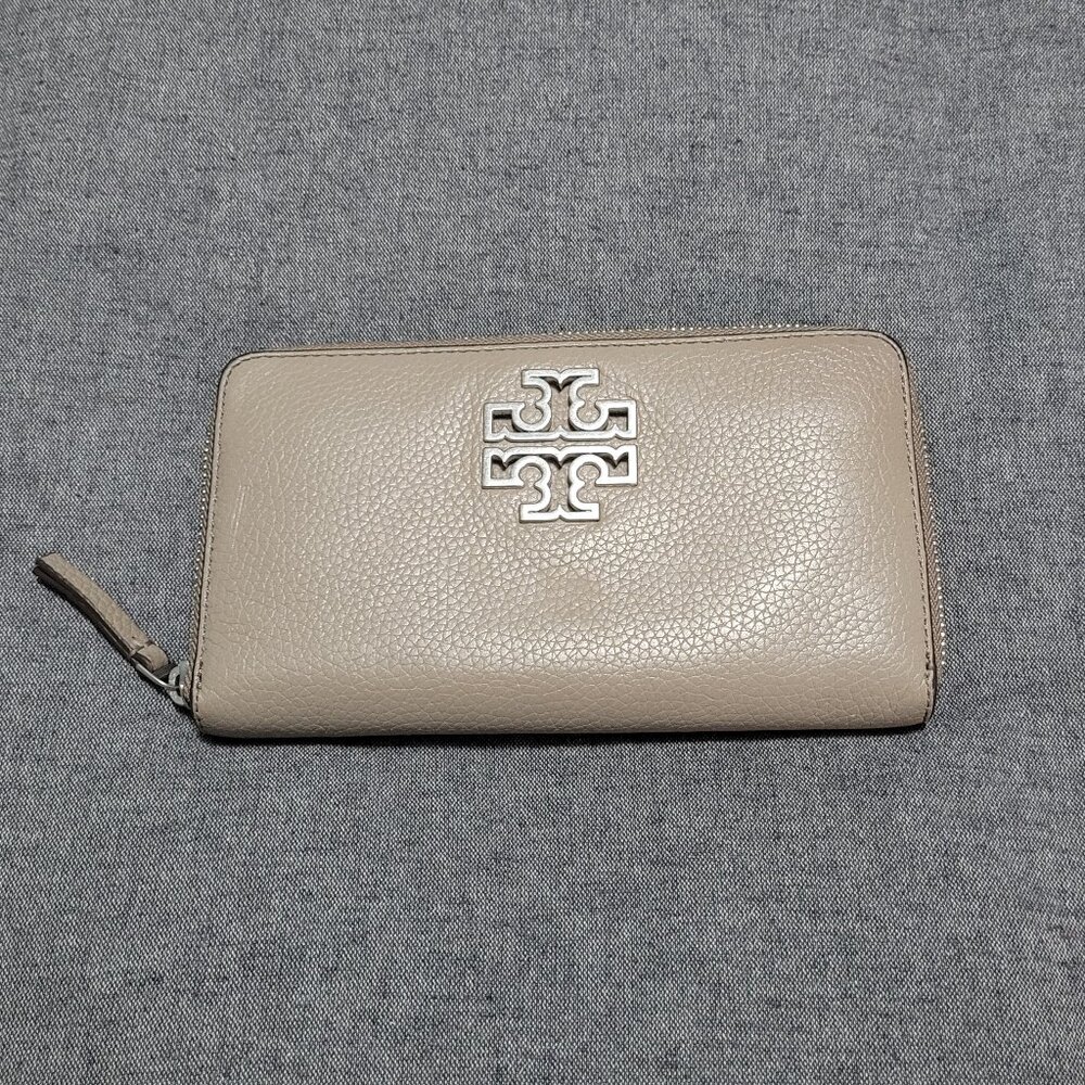 Tory Burch Grey Leather Continental Wallet